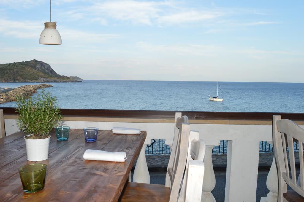 Albergo Tirreno Марина ди Камерота Екстериор снимка