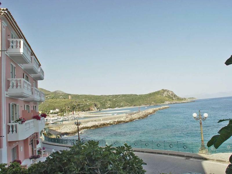 Albergo Tirreno Марина ди Камерота Екстериор снимка