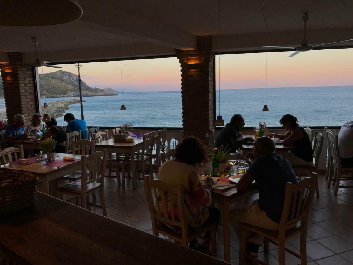 Albergo Tirreno Марина ди Камерота Екстериор снимка